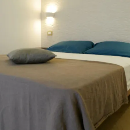Palazzo San Lazzaro Bed & Breakfast *